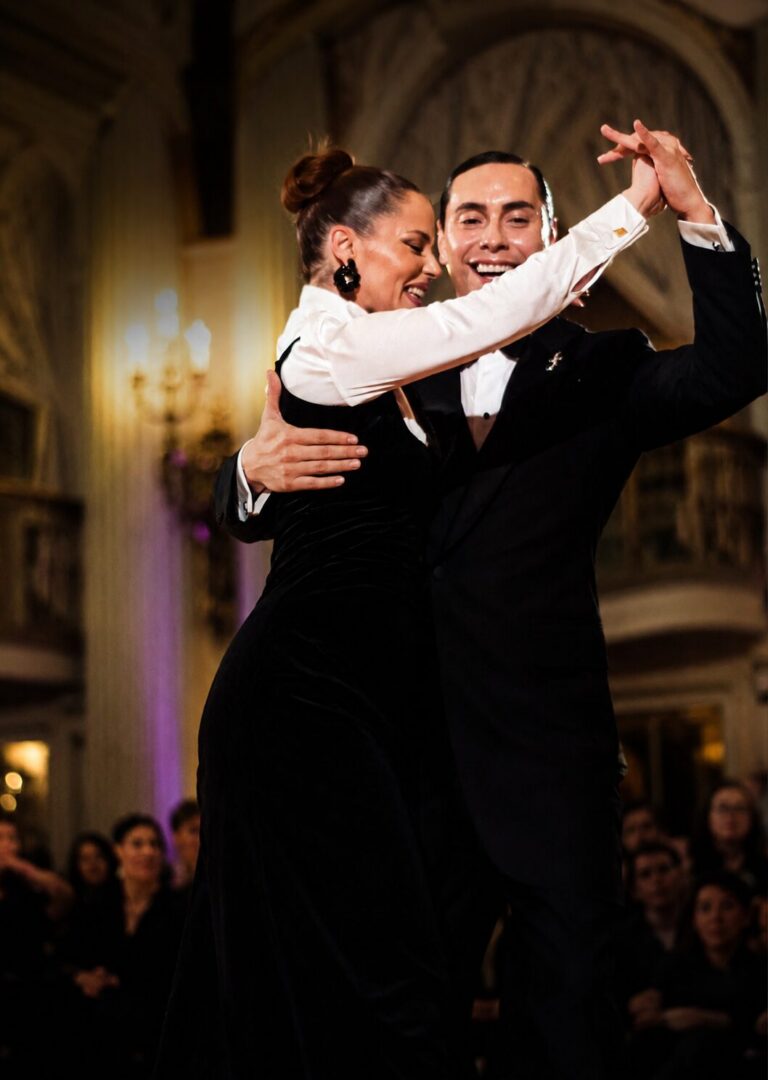 Jonny Carvajal & Suyay Quiroga